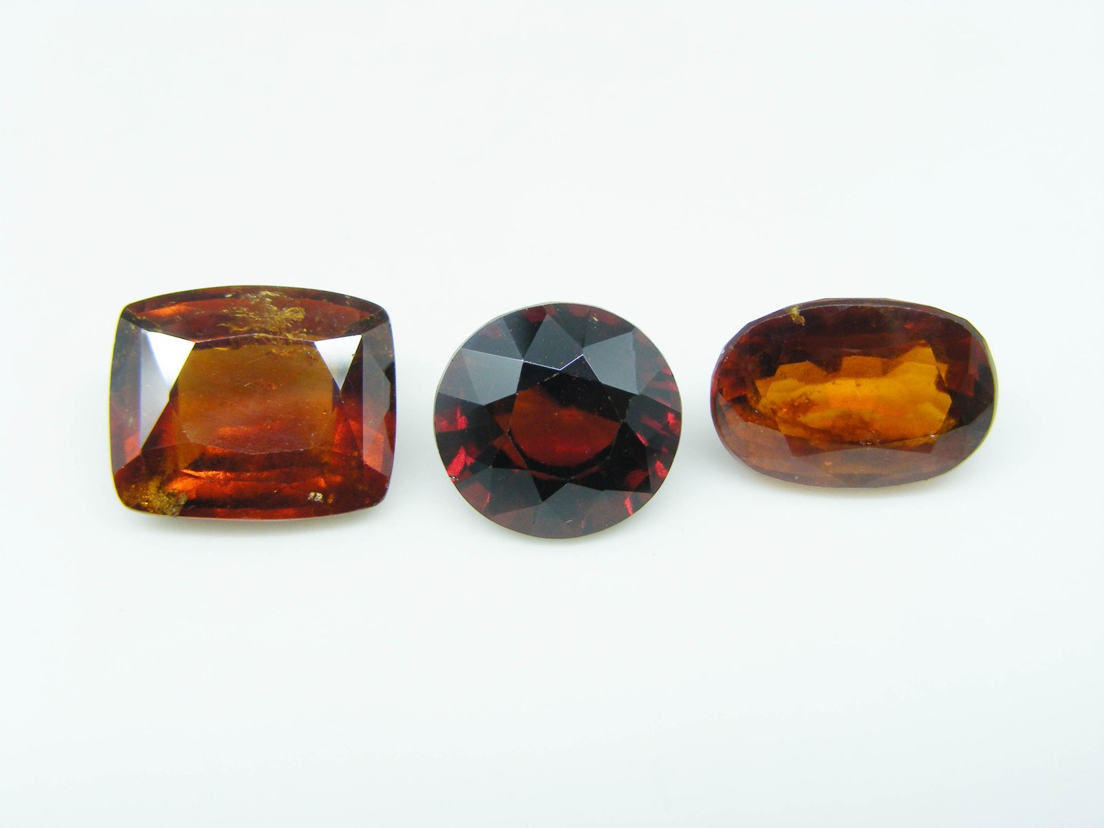Natural Hessonite Garnet(GOMED)