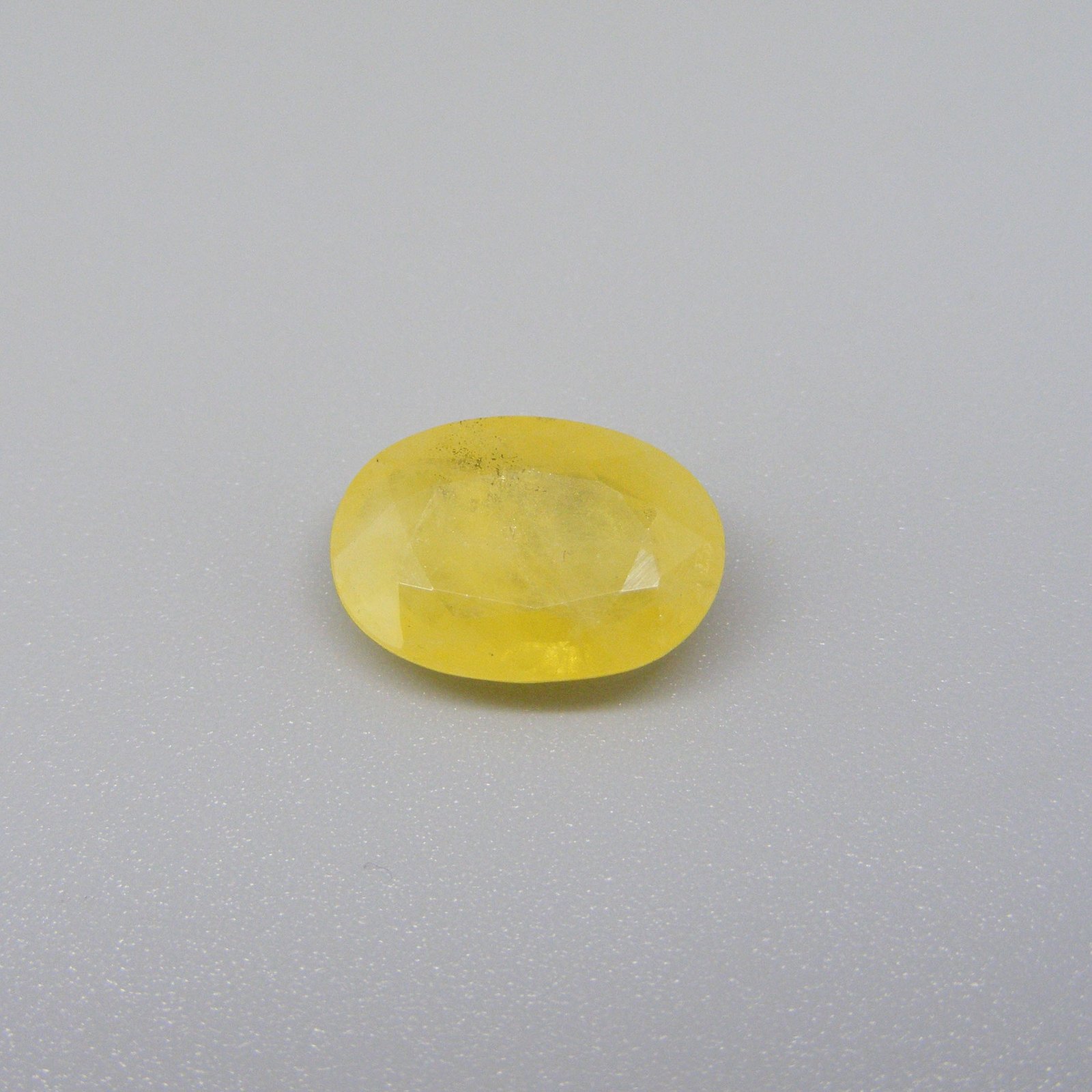 Natural bangkok Yellow Sappire