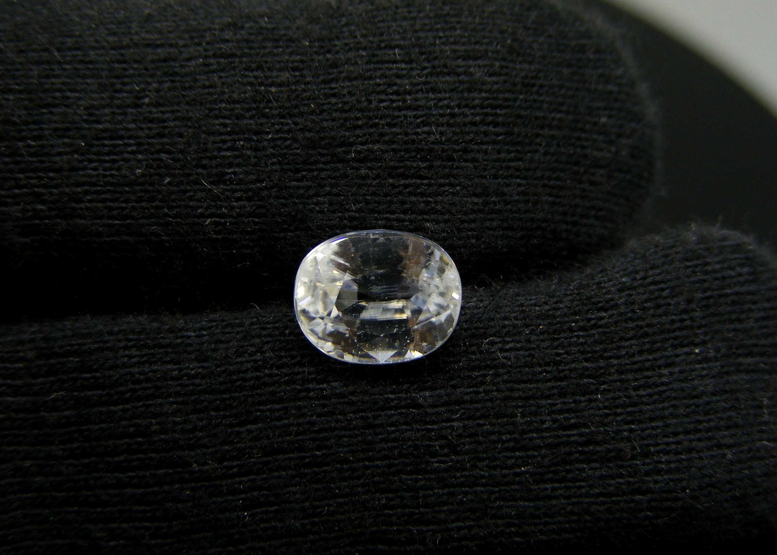 Natural White Zircon