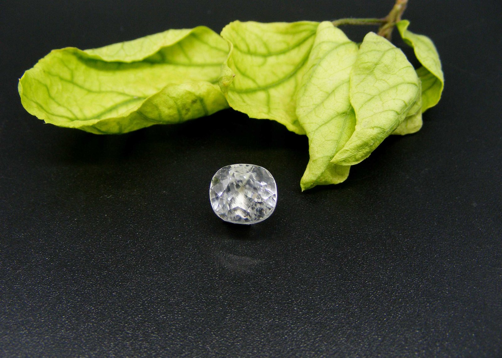 Natural White Zircon