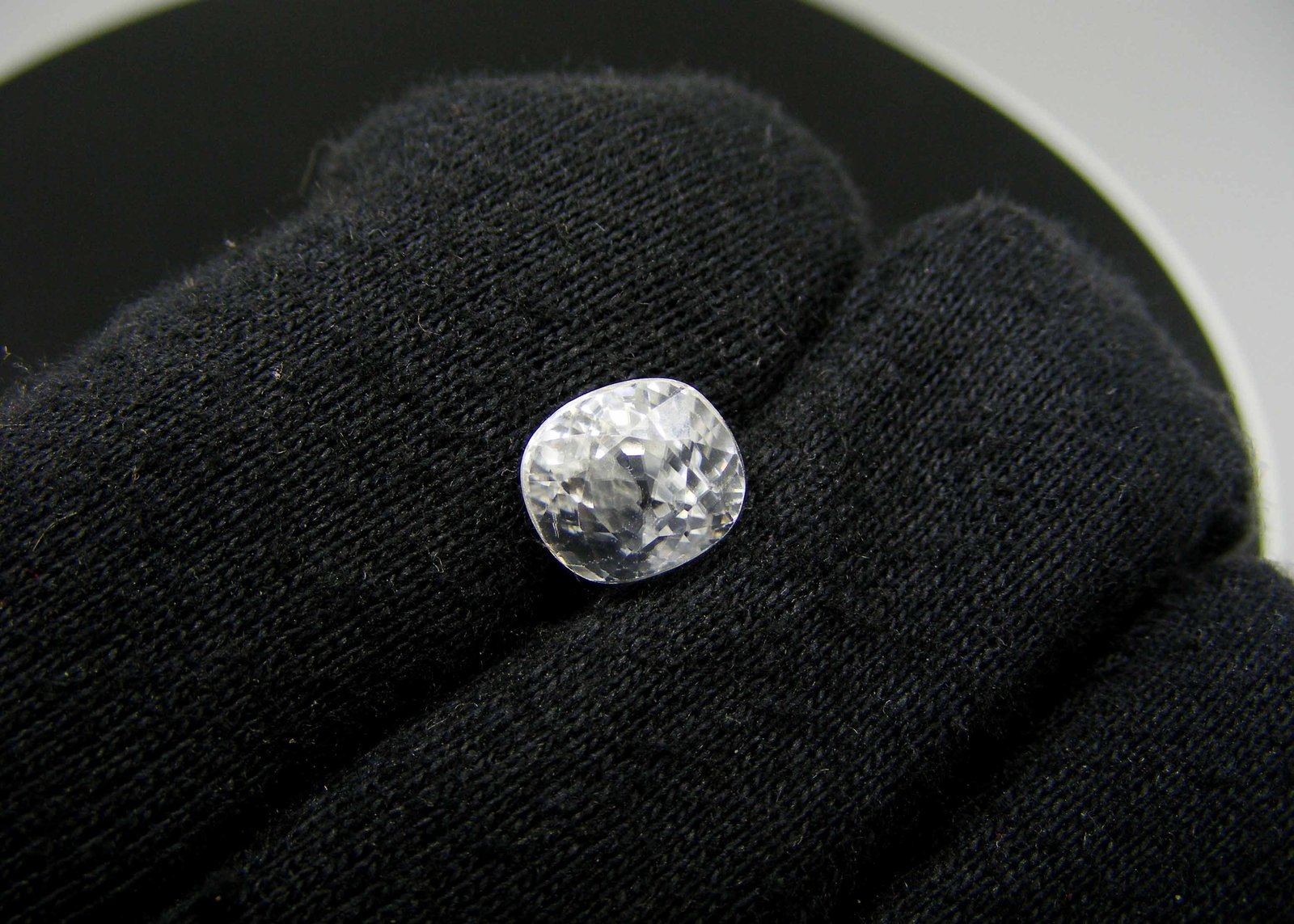 Natural White Zircon