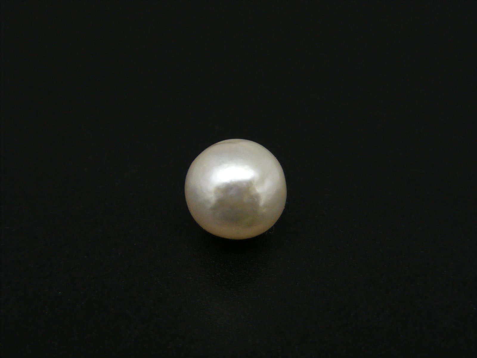 Fresh water Natural Pearl