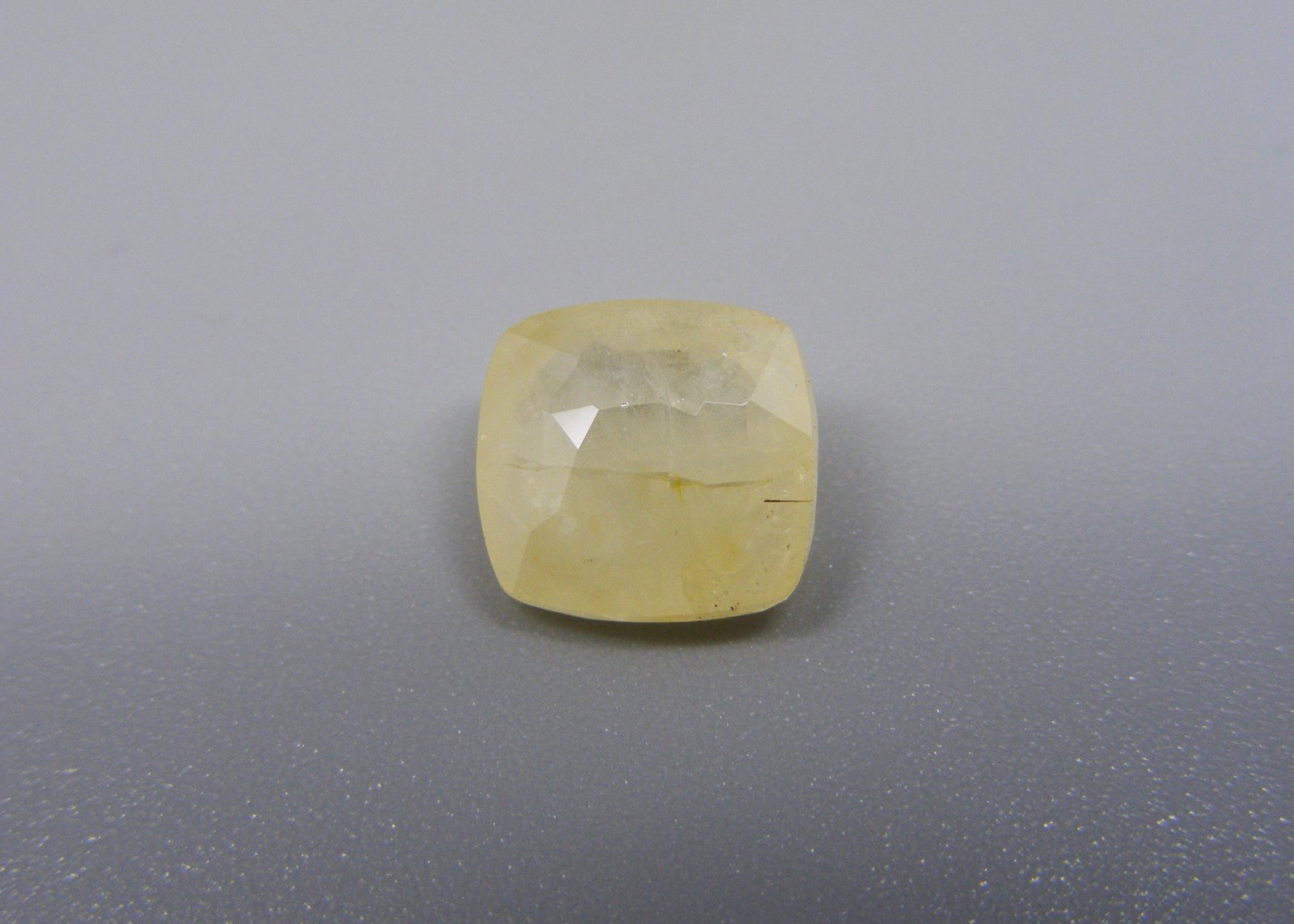 Natural Yellow Sapphire 